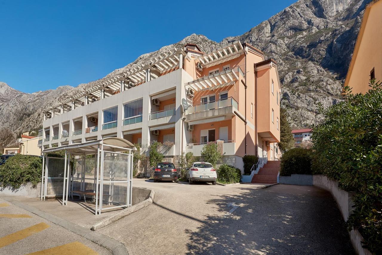 Apartman Phillipa Kotor Exterior photo